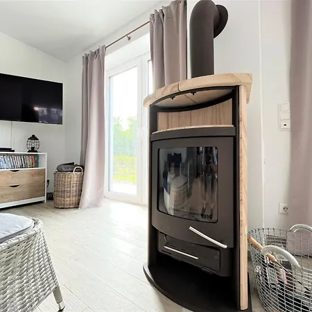 Holiday home Haus Undine, Deichhoern 6a